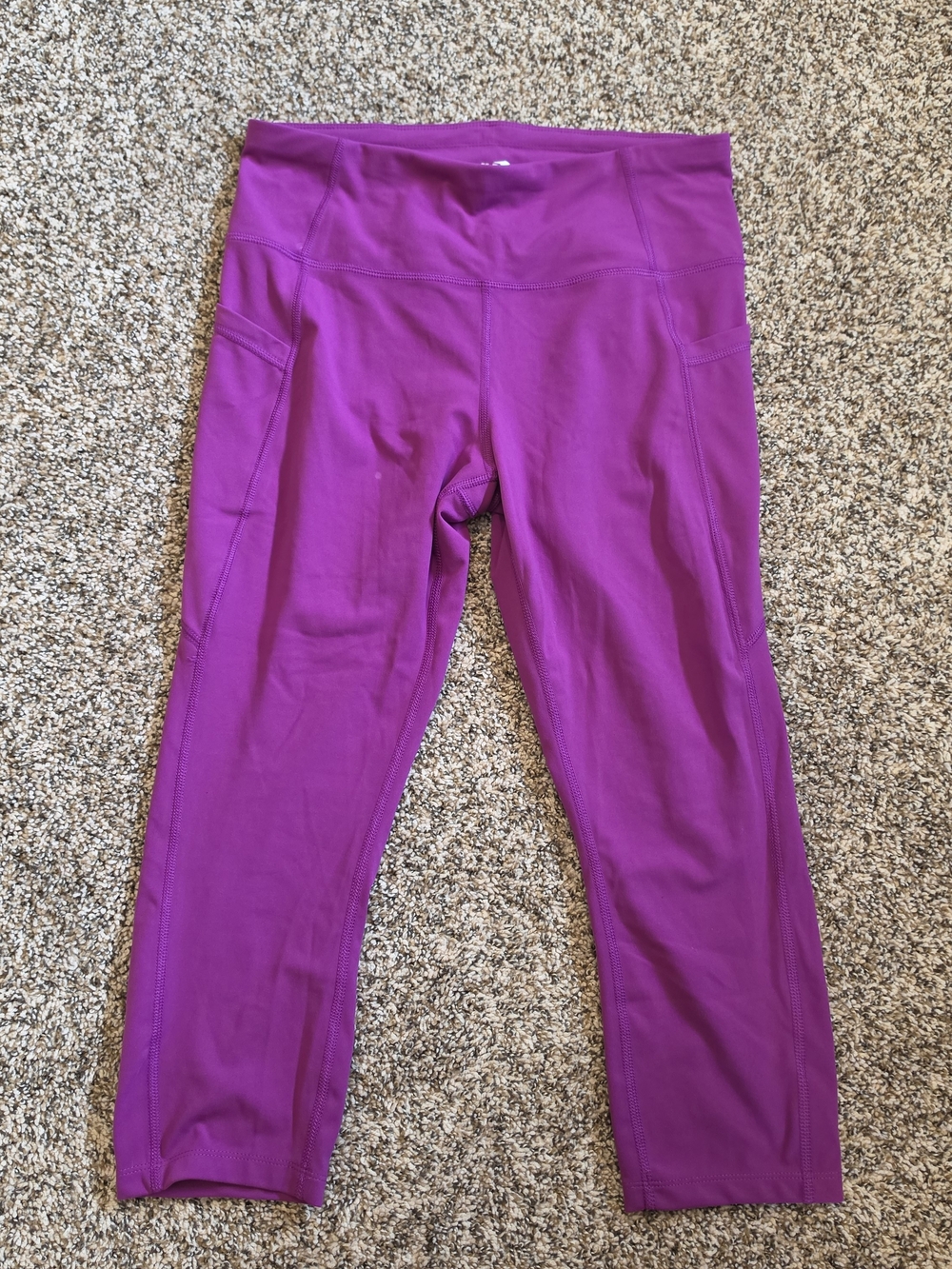 Avia Magenta Crop Active Leggings Large